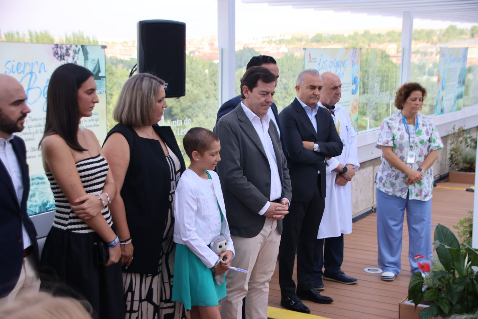 Presentación de la terraza “El Jardín de María”, Hospital Universitario de Salamanca
