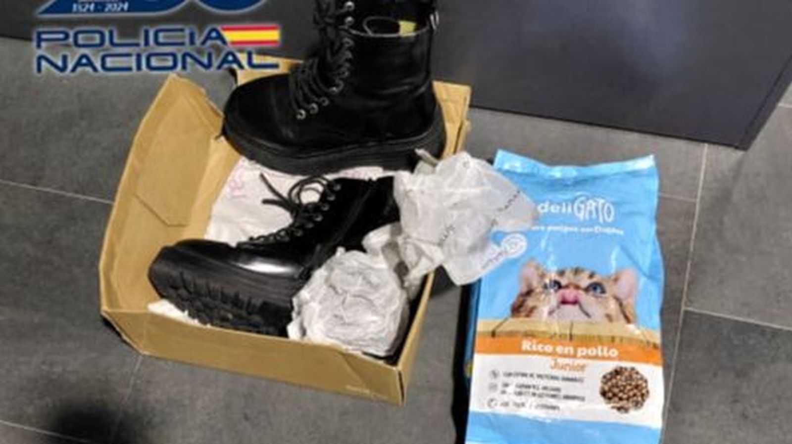 Detenido por robar embutido, comida de gato y unas botas militares