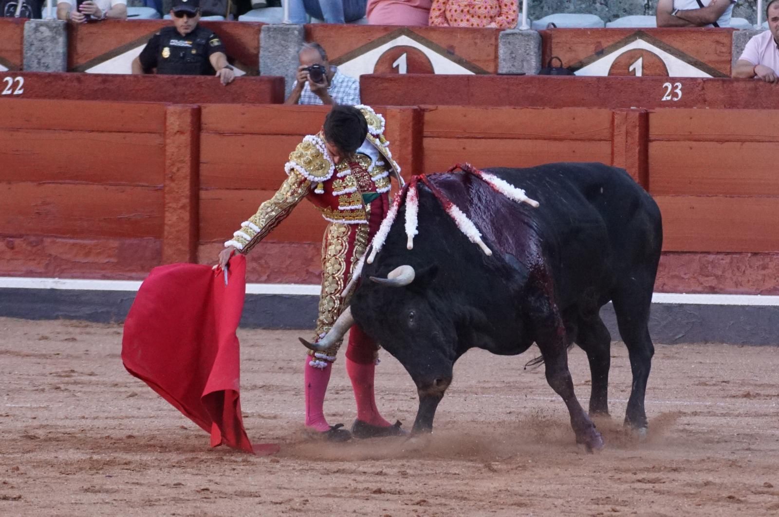 Presencia salmantina por partida doble en la primera corrida de la feria: Damián Castaño e Ismael Martín junto al mexicano Diego San Román