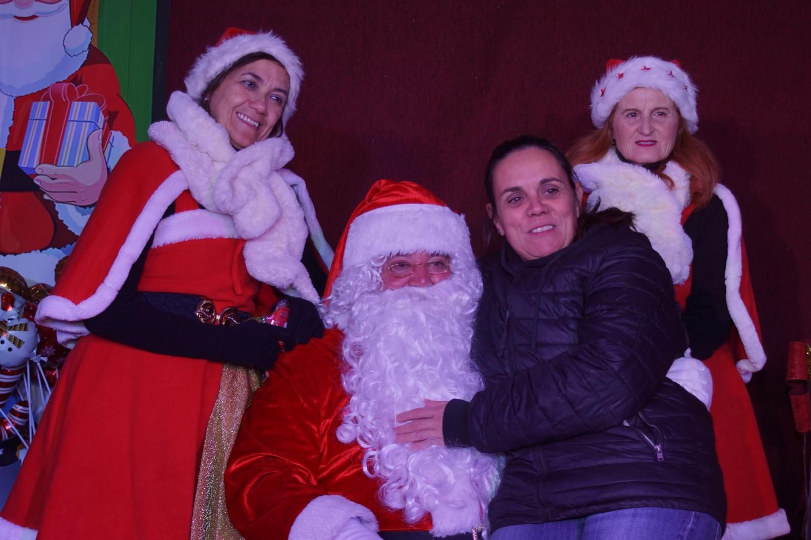 El Encinar recibe la visita de Papa Noel