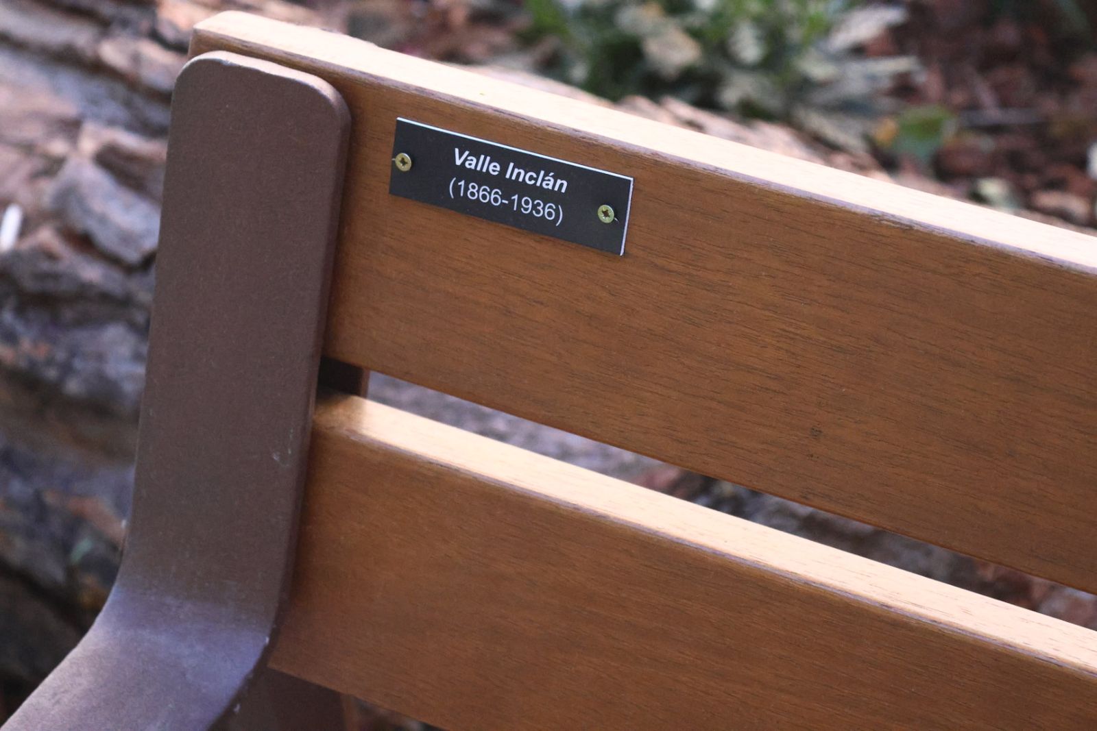 Cuentacuentos y quedada de lectura en el Barrio del Oeste