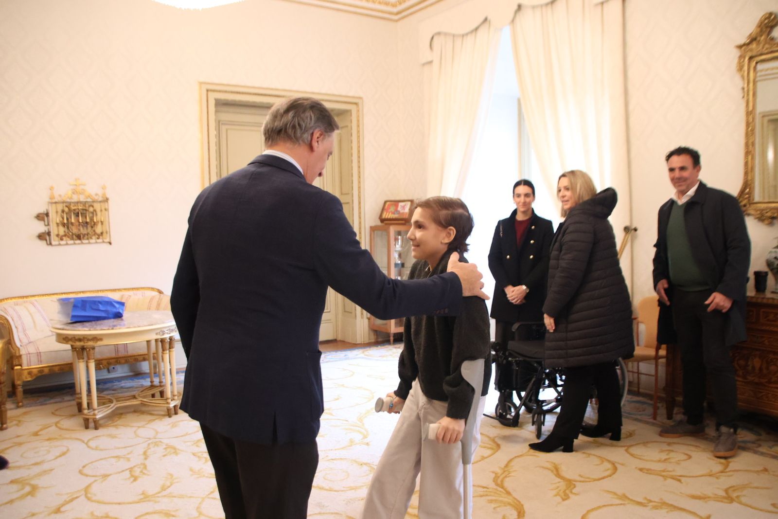 El alcalde de Salamanca, Carlos García Carbayo, recibe a María Caamaño, de La Sonrisa de María
