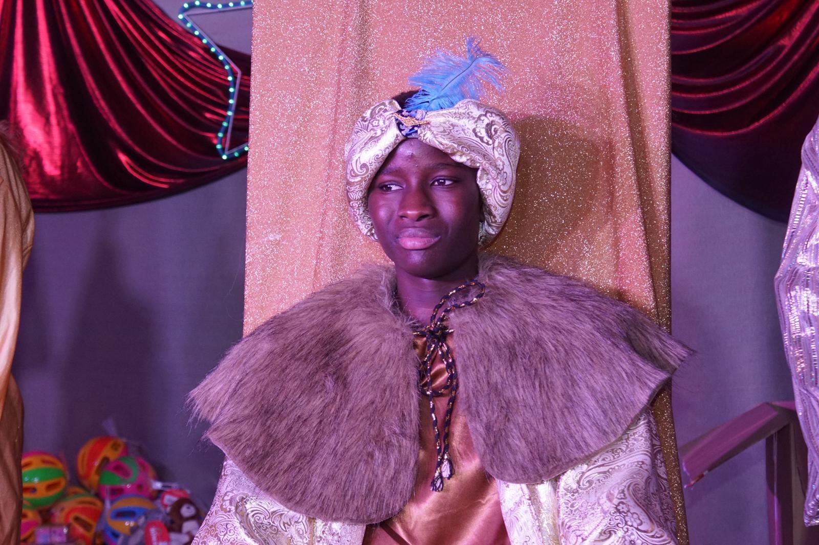 Los Reyes Magos reciben las cartas de los niños de El Encinar