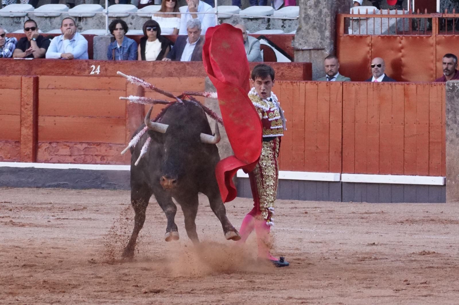Presencia salmantina por partida doble en la primera corrida de la feria: Damián Castaño e Ismael Martín junto al mexicano Diego San Román