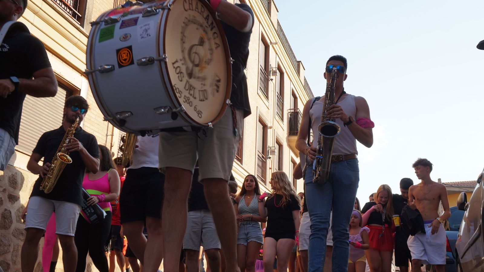 desfile-de-penas-en-castellanos-de-moriscos-43