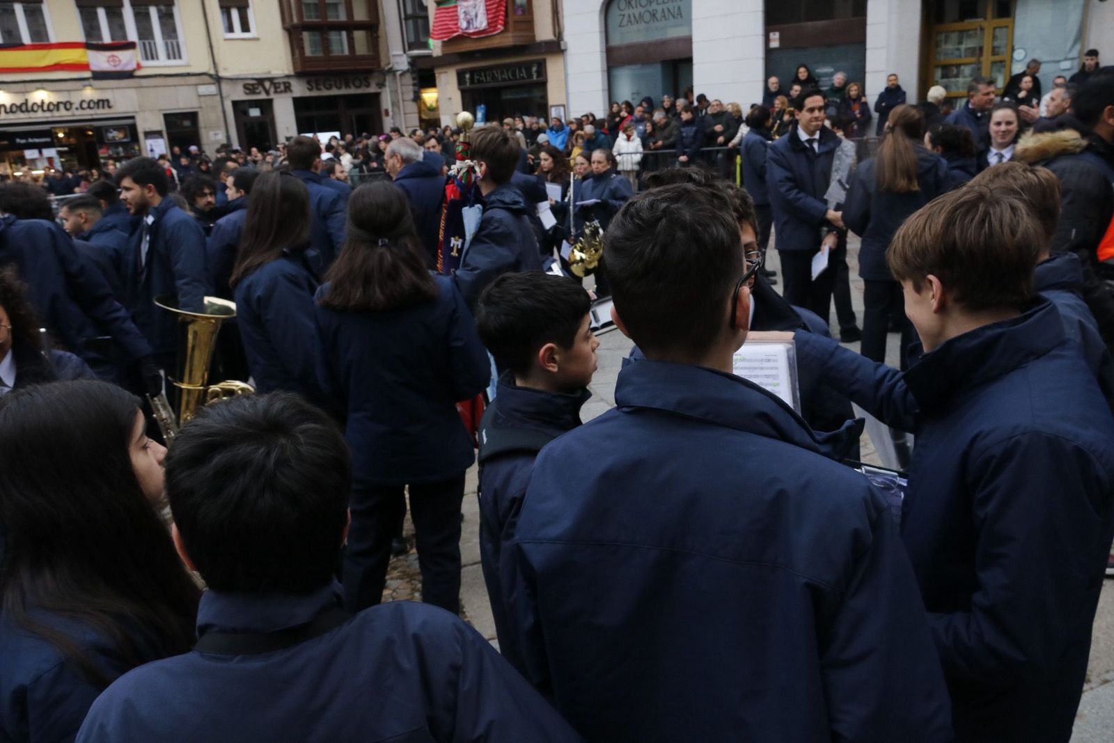 suspension-de-la-procesion-de-la-virgen-de-la-soledad-31