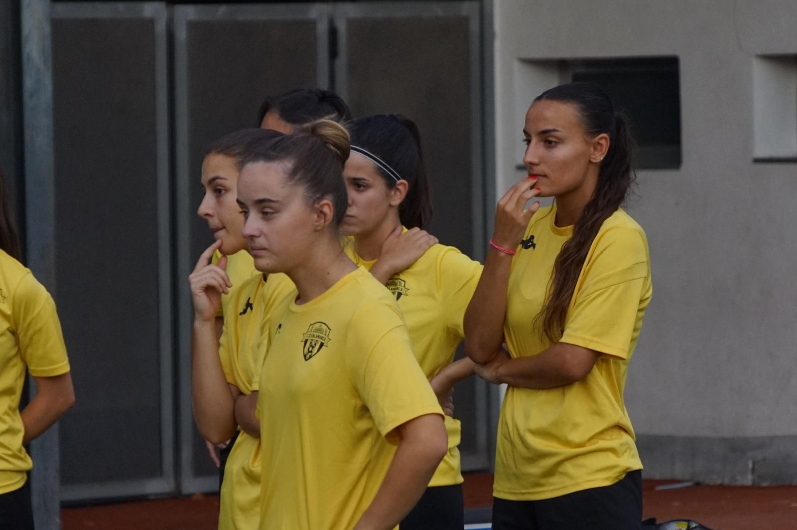 El Salamanca Fútbol Femenino. Primer entrenamiento de la pretemporada.