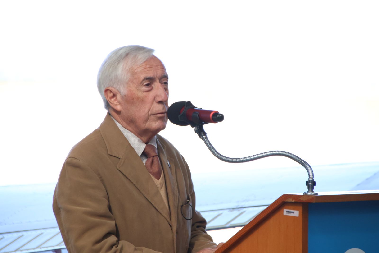 SENASA entrega una avioneta histórica, a la Fundación Infante de Orleans