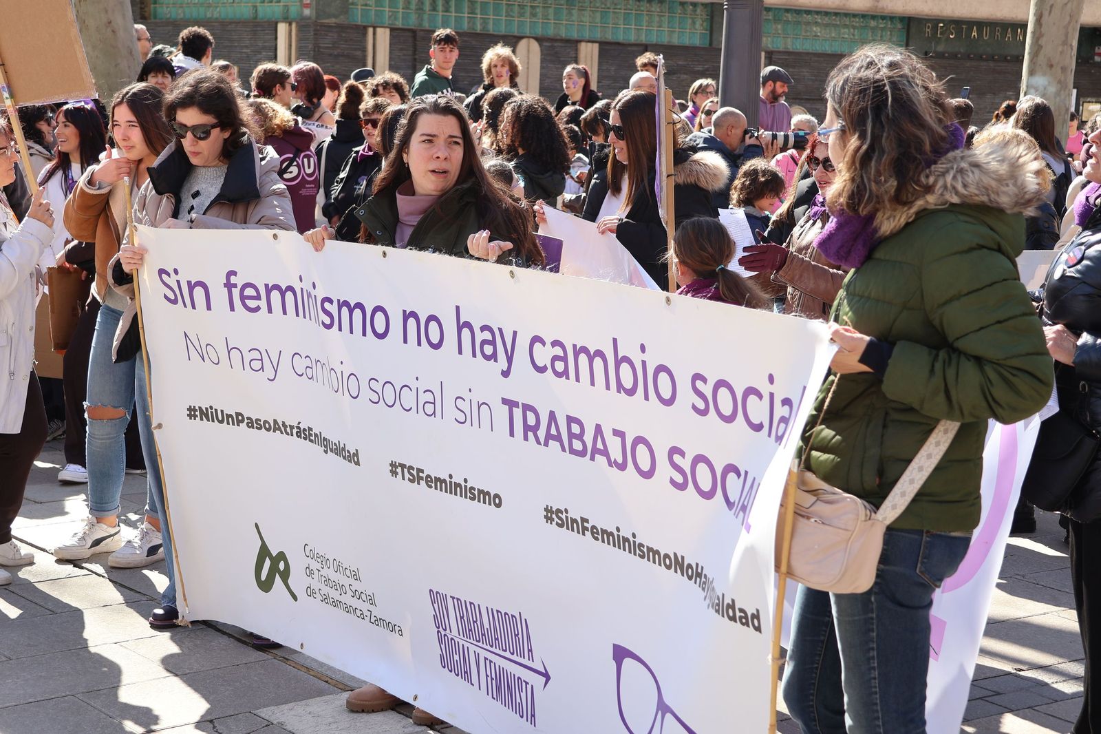 GALERÍA | La manifestación del 8M por las calles de Zamora, en imágenes