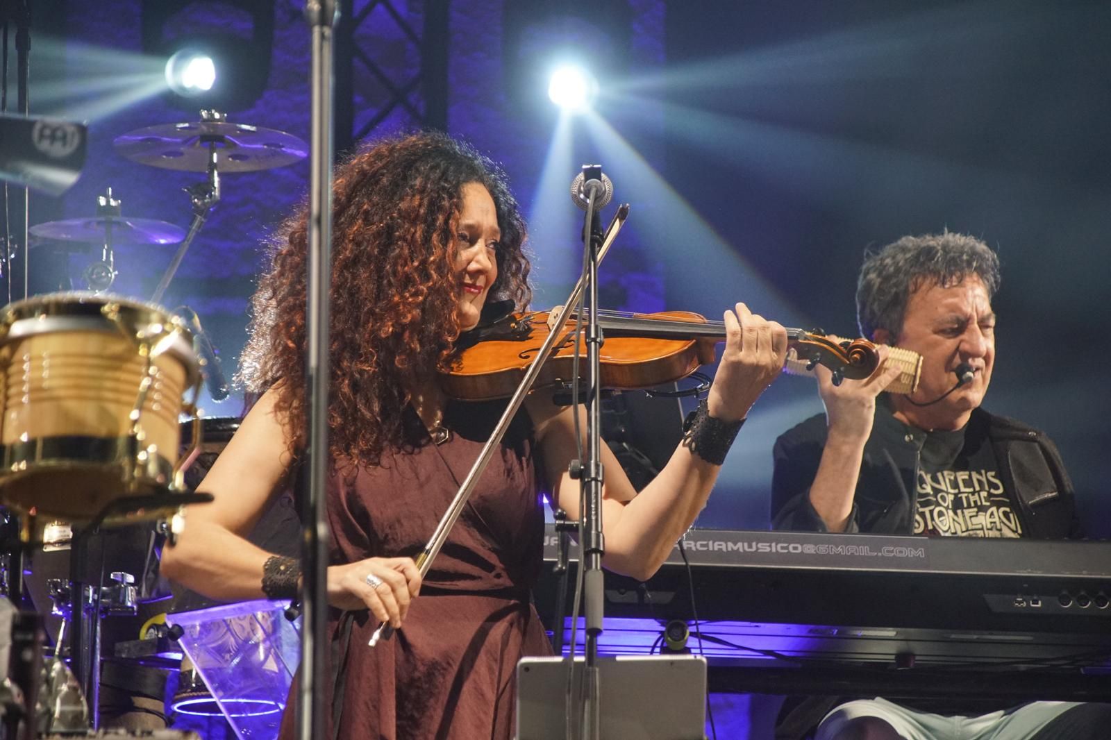 concierto-de-manolo-garcia-en-el-multiusos-sanchez-paraiso-fotos-juanes-56