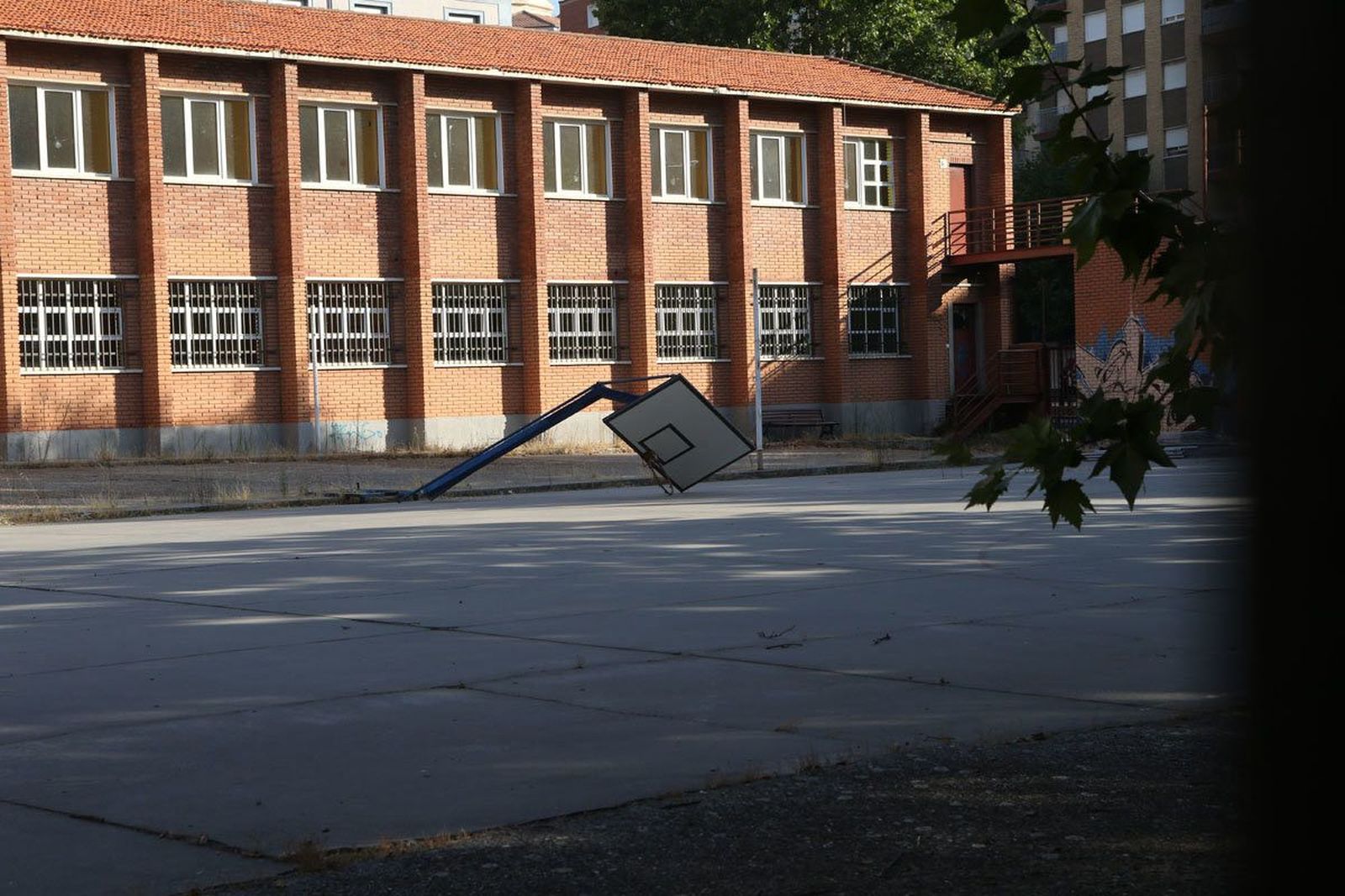 Comienzan las labores previas para la construcción del nuevo edificio Victoria Adrados 