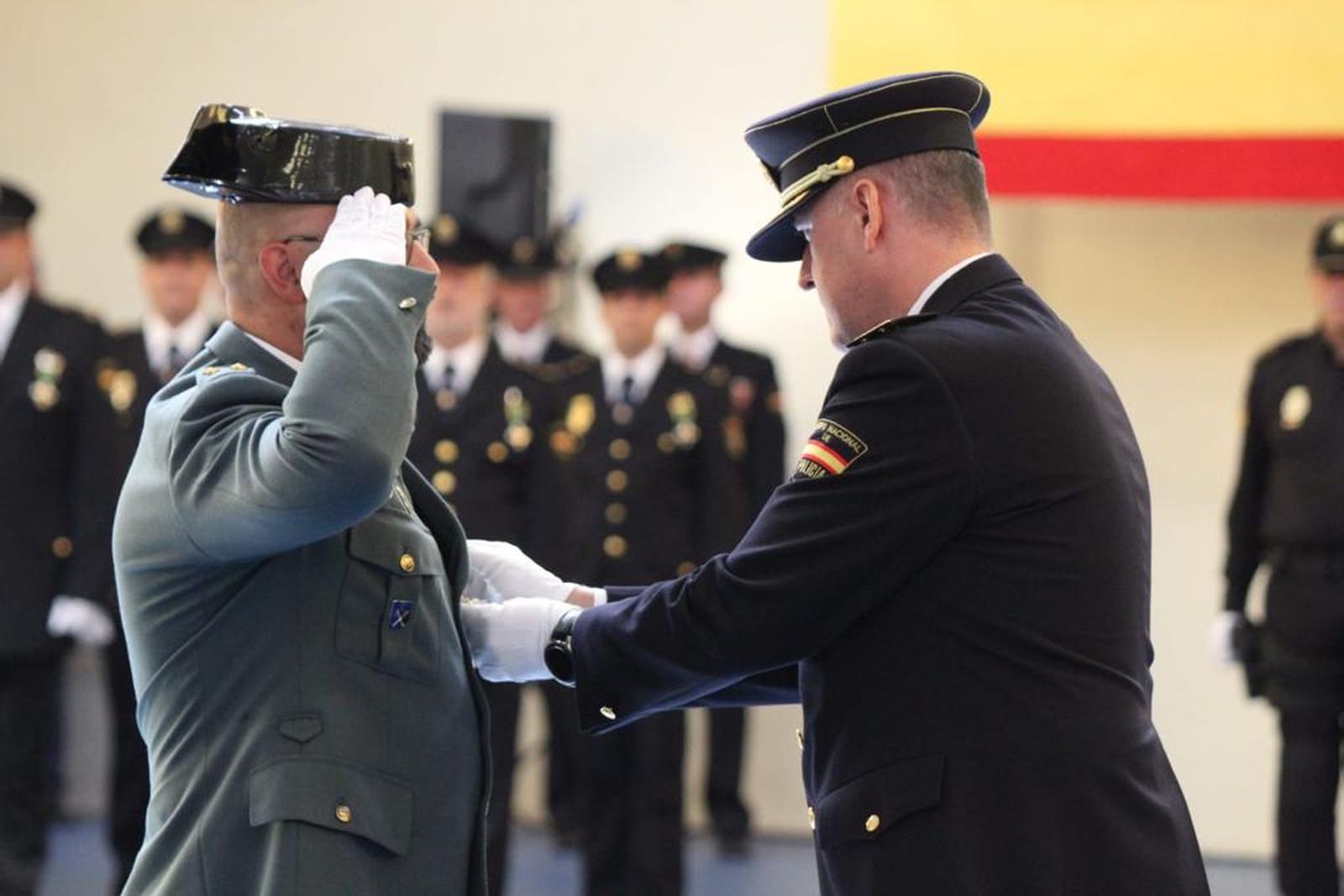 la-policia-nacional-de-salamanca-los-angeles-custodios-13