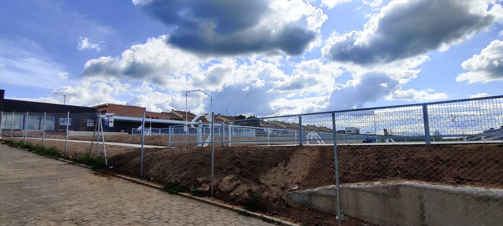 Ya se conocen las tarifas para la nueva piscina municipal de Carrascal de Barregas