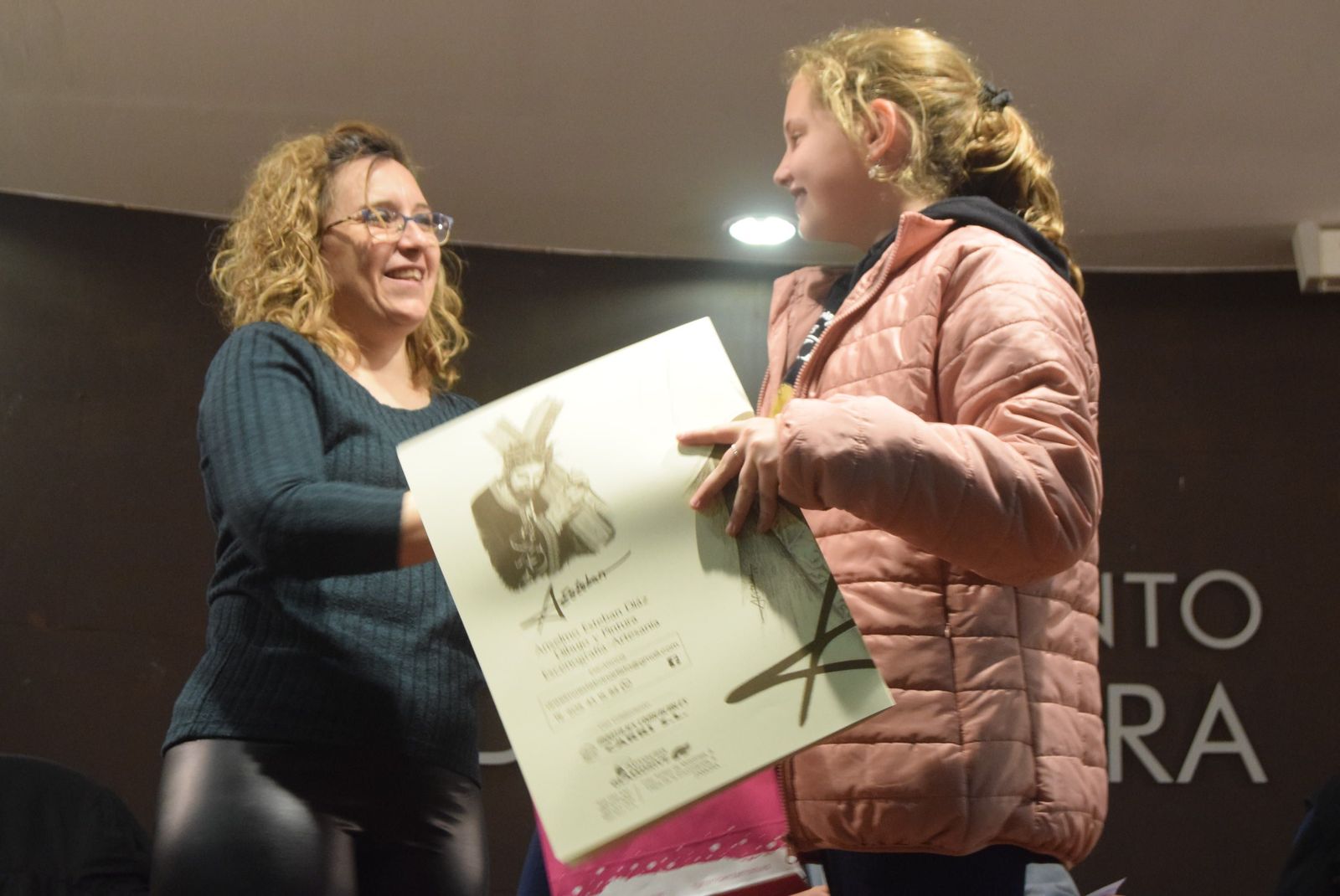 entrega-de-premios-del-concurso-de-dibujo-de-luz-penitente-32