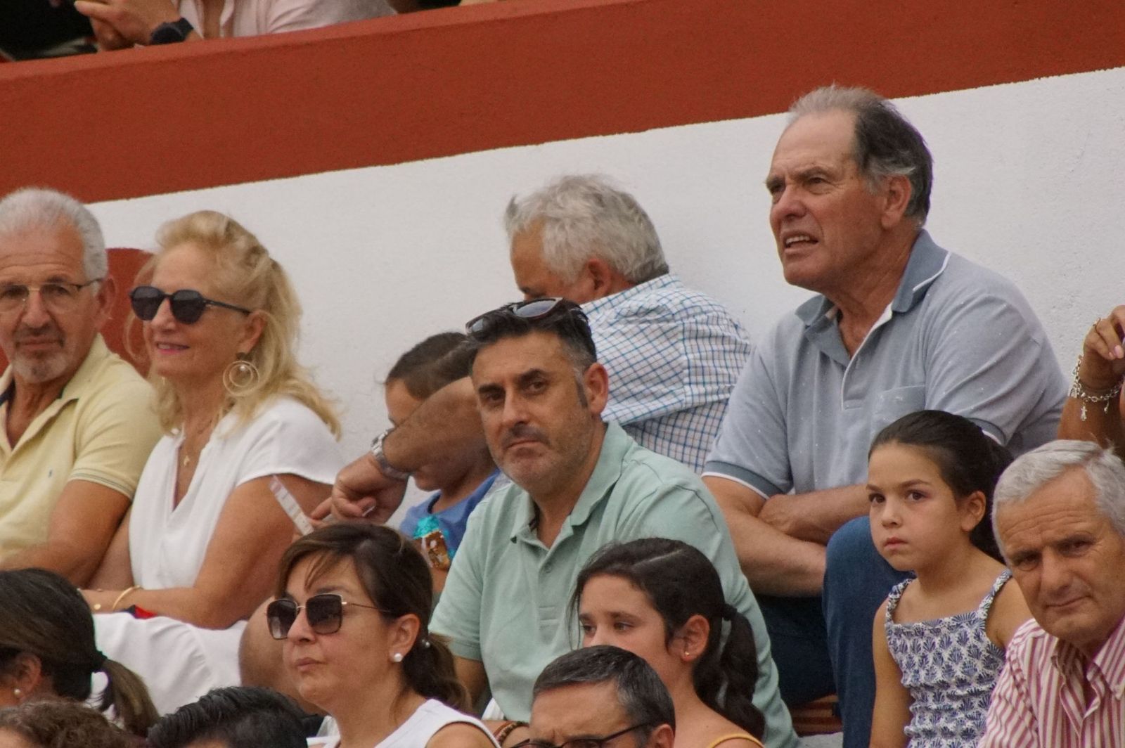 Javier Castaño se despide de Guijuelo y Damián Castaño, su hermano, e Ismael Martín salen a hombros en Guijuelo