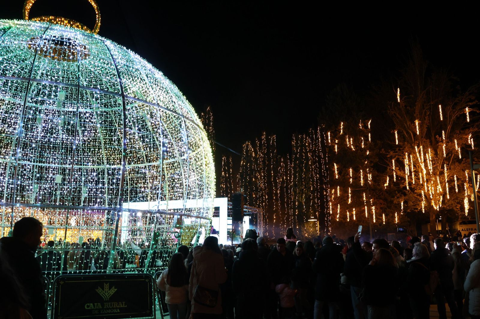 Encendido de la Plaza de los Sueños 2025 (33).JPG