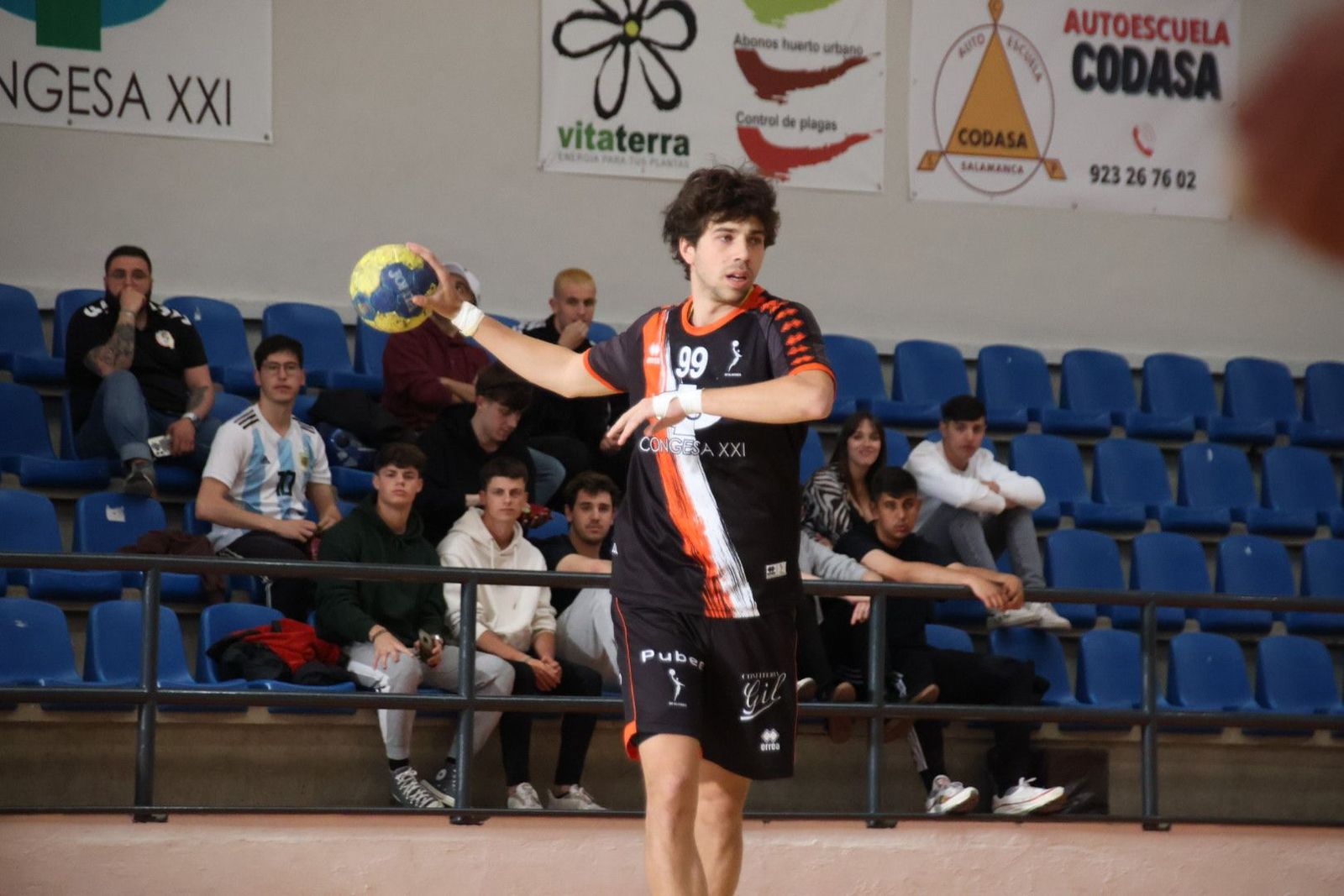 20230422184054-img-7897