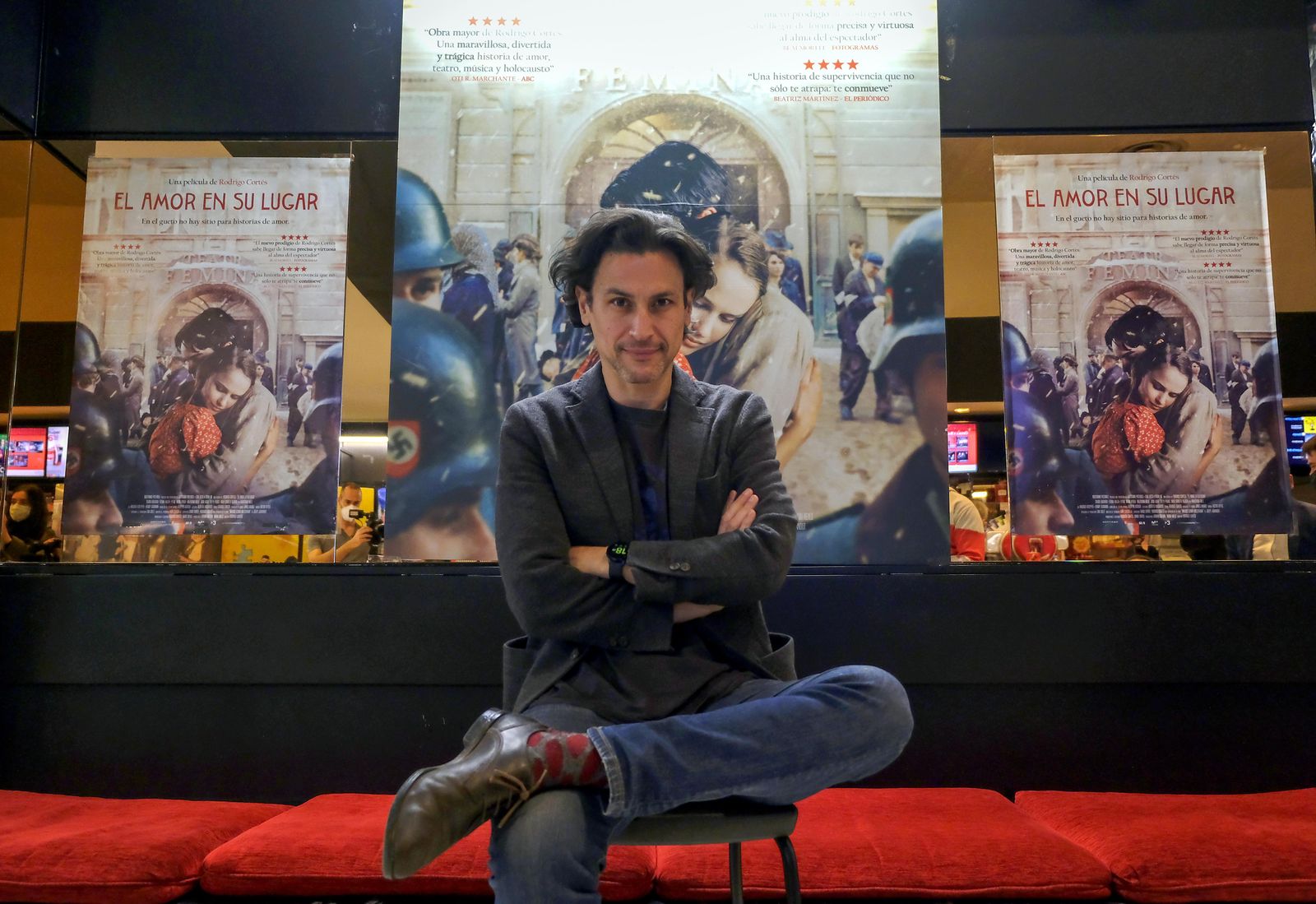 El cineasta salmantino Rodrigo Cortés exhibe en Salamanca ‘El amor en su lugar’, su “sensorial y visceral” última película