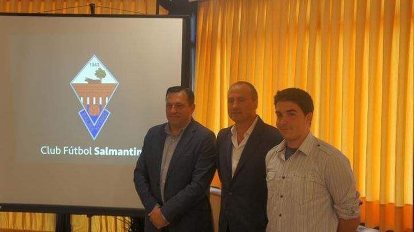 Carlos Martín convoca una reunión este viernes para explicar lo sucedido