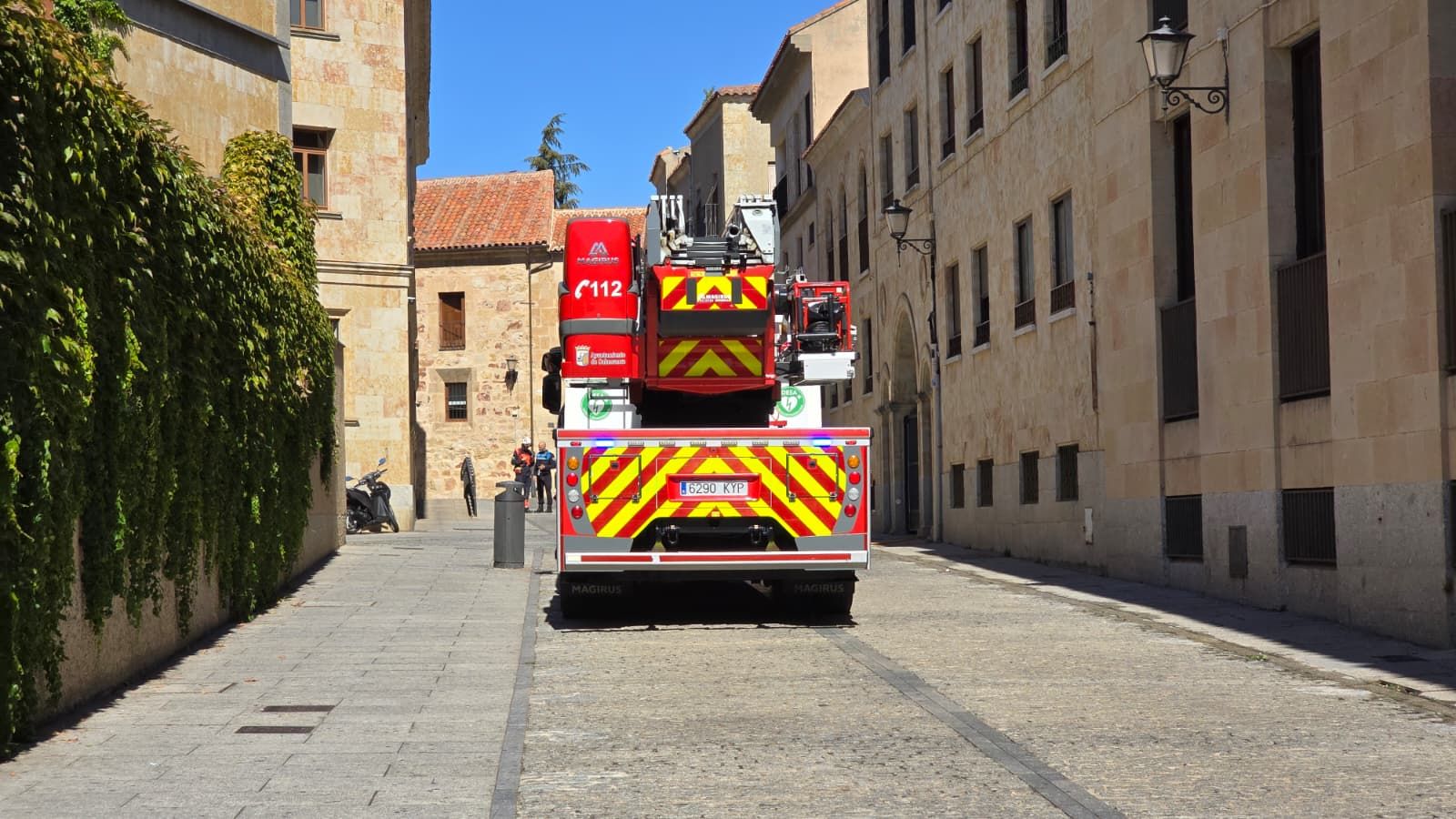 Incendio en una cocina en una vivienda de la zona de la biblioteca Abraham Zacut