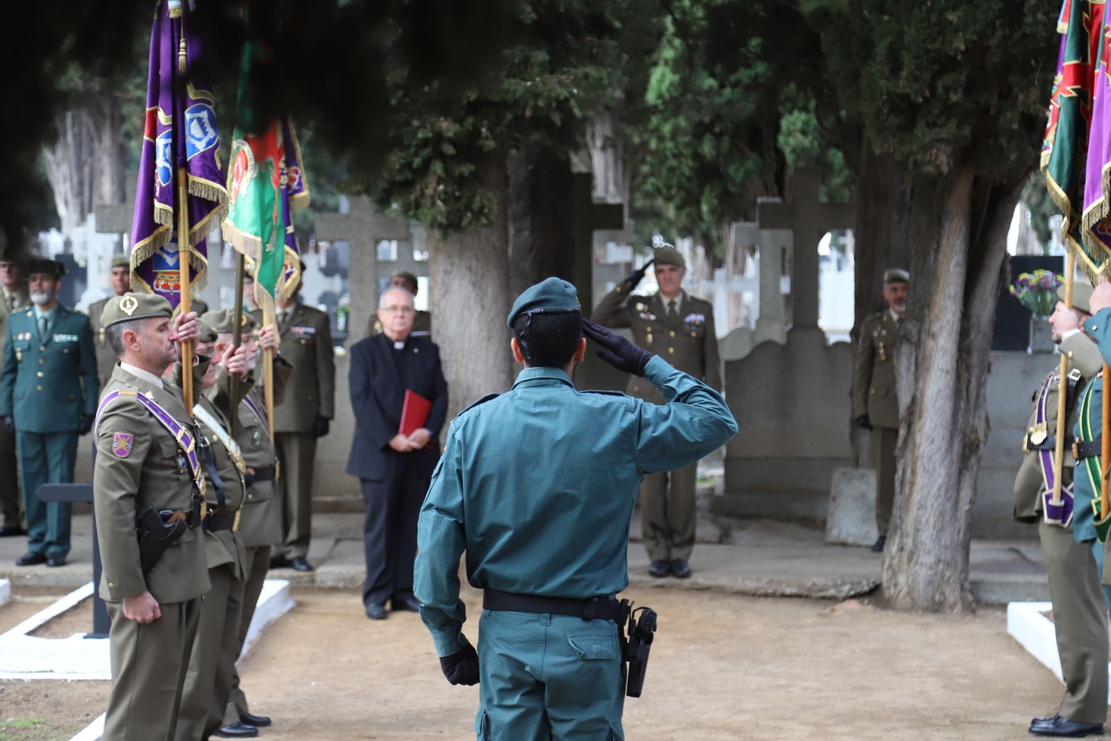 GALERÍA | Acto por los caídos celebrado en el cementerio de Zamora