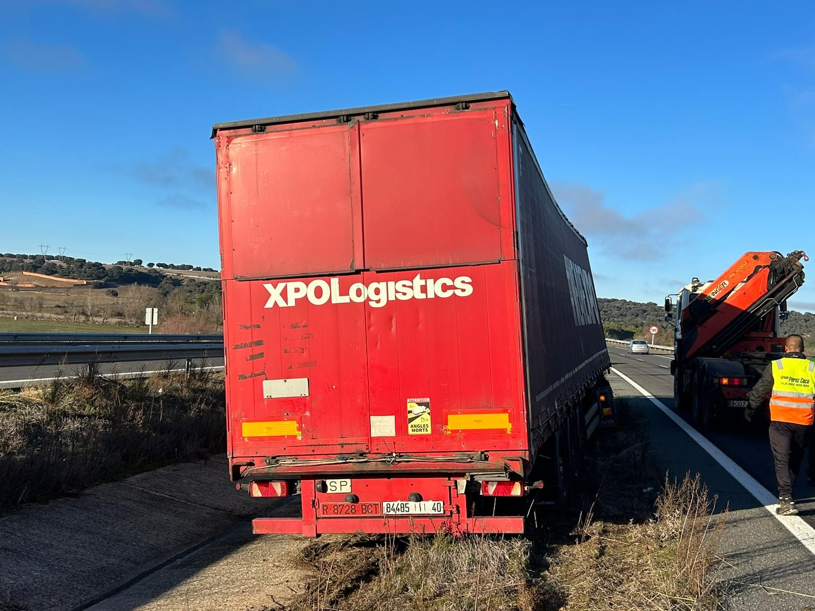 whatsapp-image-2023-12-24-at-16-36-35-2