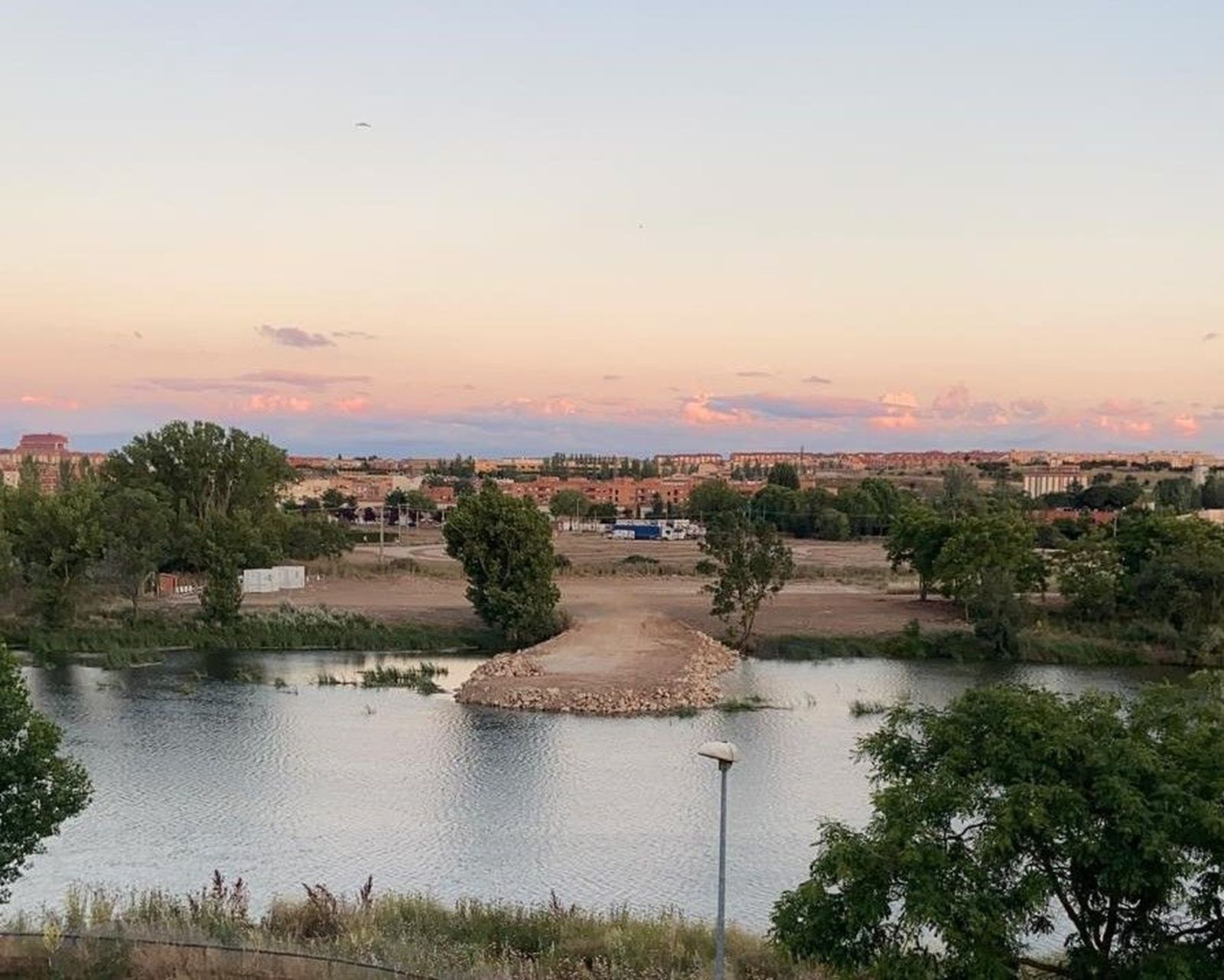 WhatsApp Image 2020 06 16 at 21.53.46 (1)