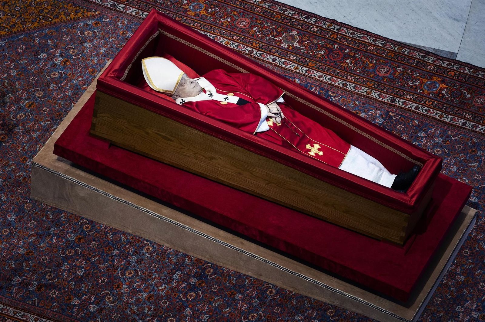 Féretro Papa Francisco. EP.