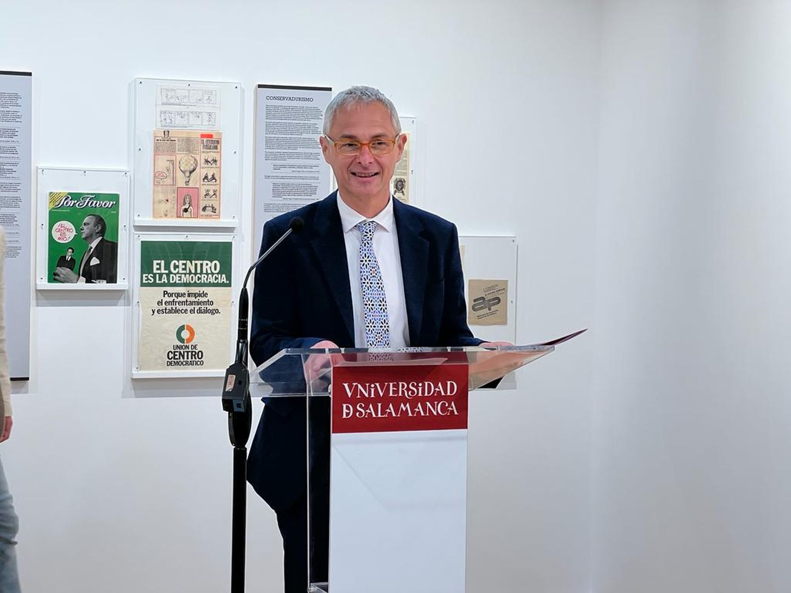 exposicion-lengua-y-politica-la-transicion-espanola-a-la-democracia-31