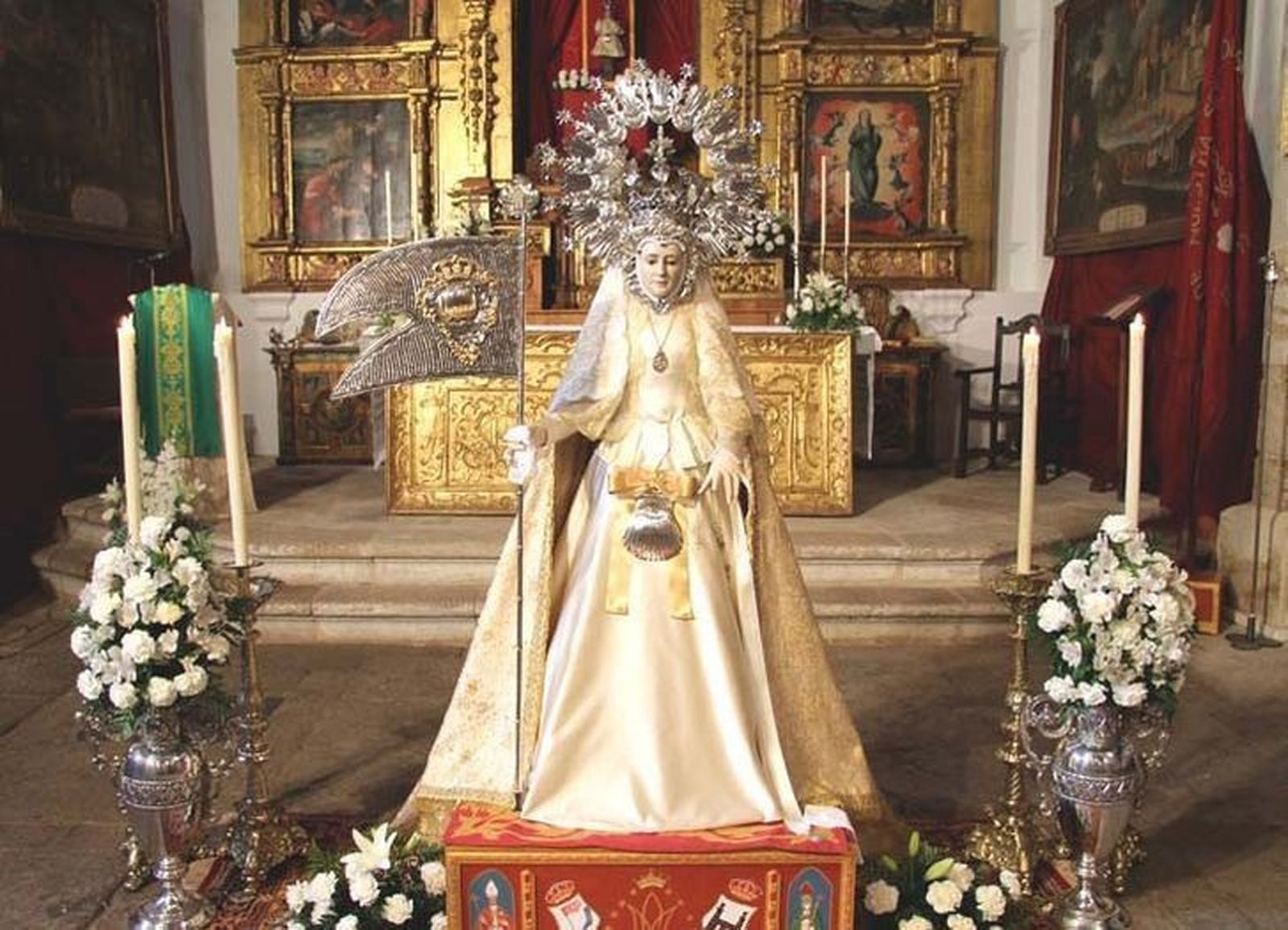 La Virgen de la Concha estará en besamanos el 6 y el 7 de junio en San Antolín