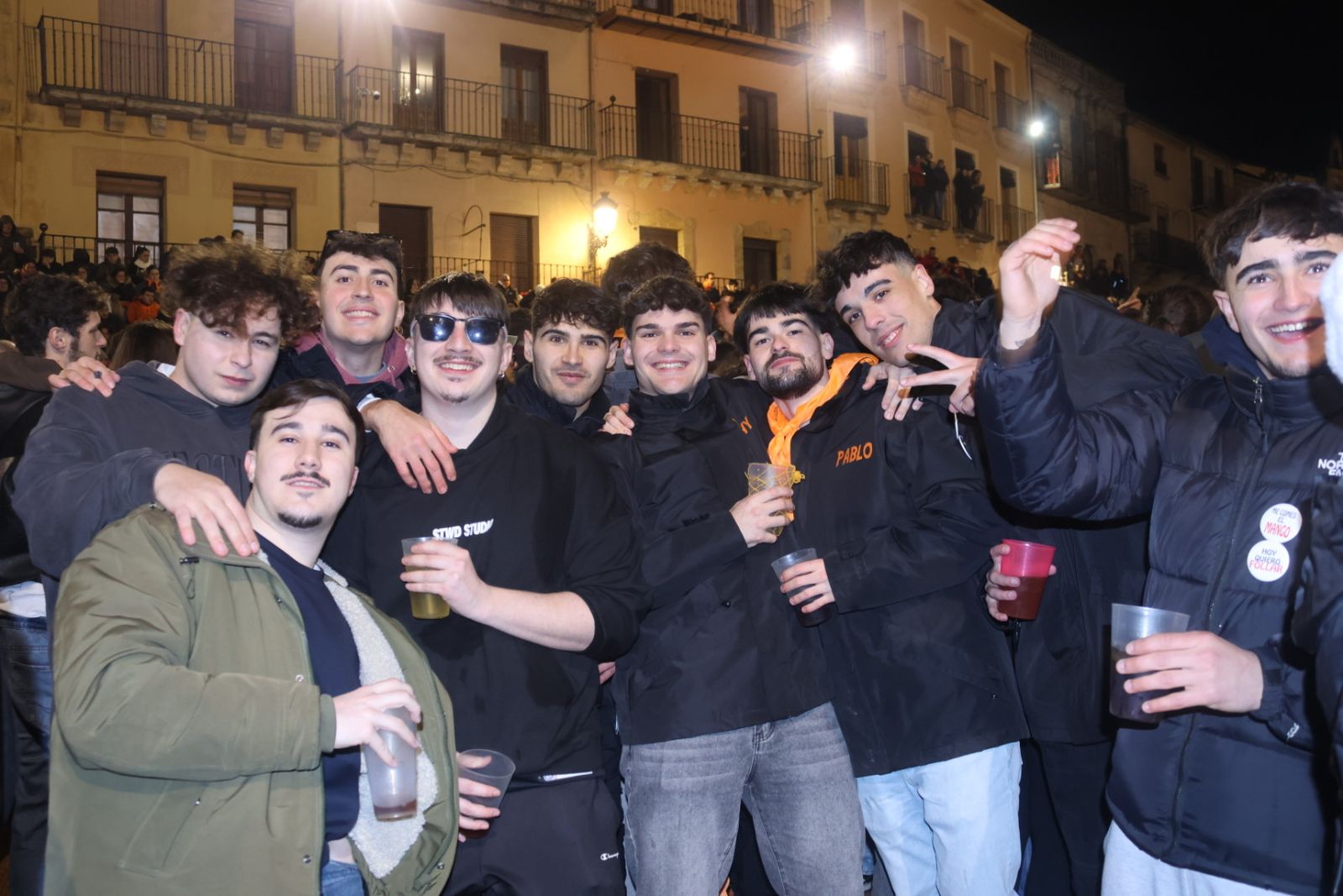 Los jóvenes vuelven a llenar las calles de Ciudad Rodrigo por el Carnaval del Toro