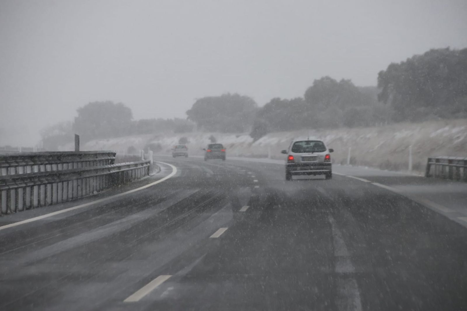 whatsapp-image-2024-01-19-at-16-43-05