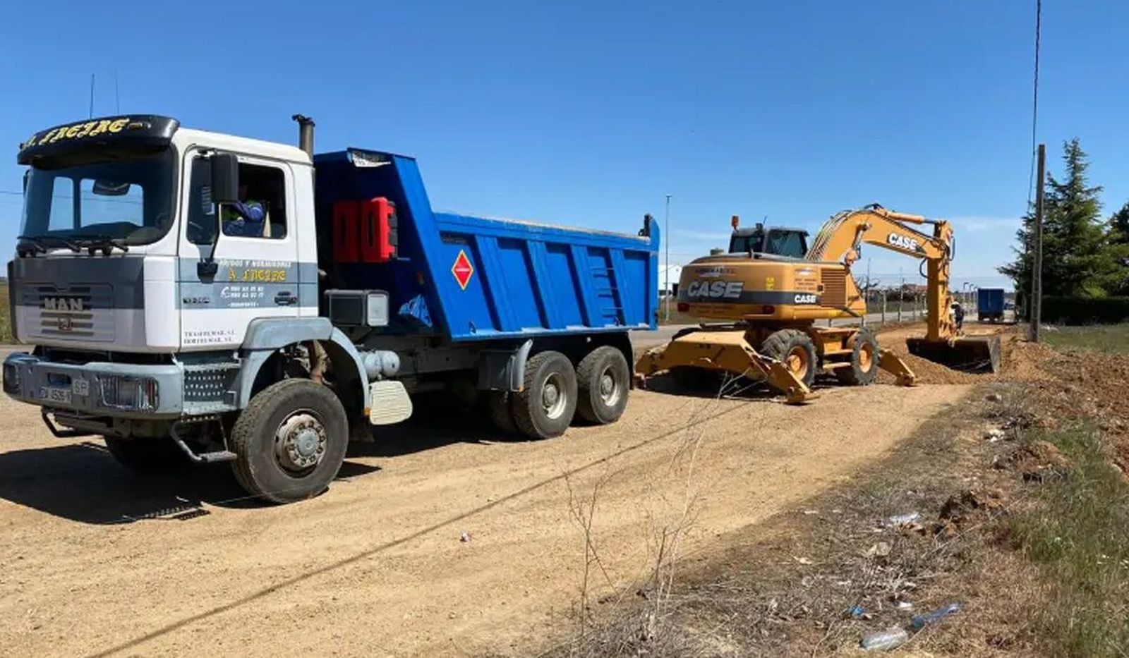 Imagen de obras en un camino. Archivo