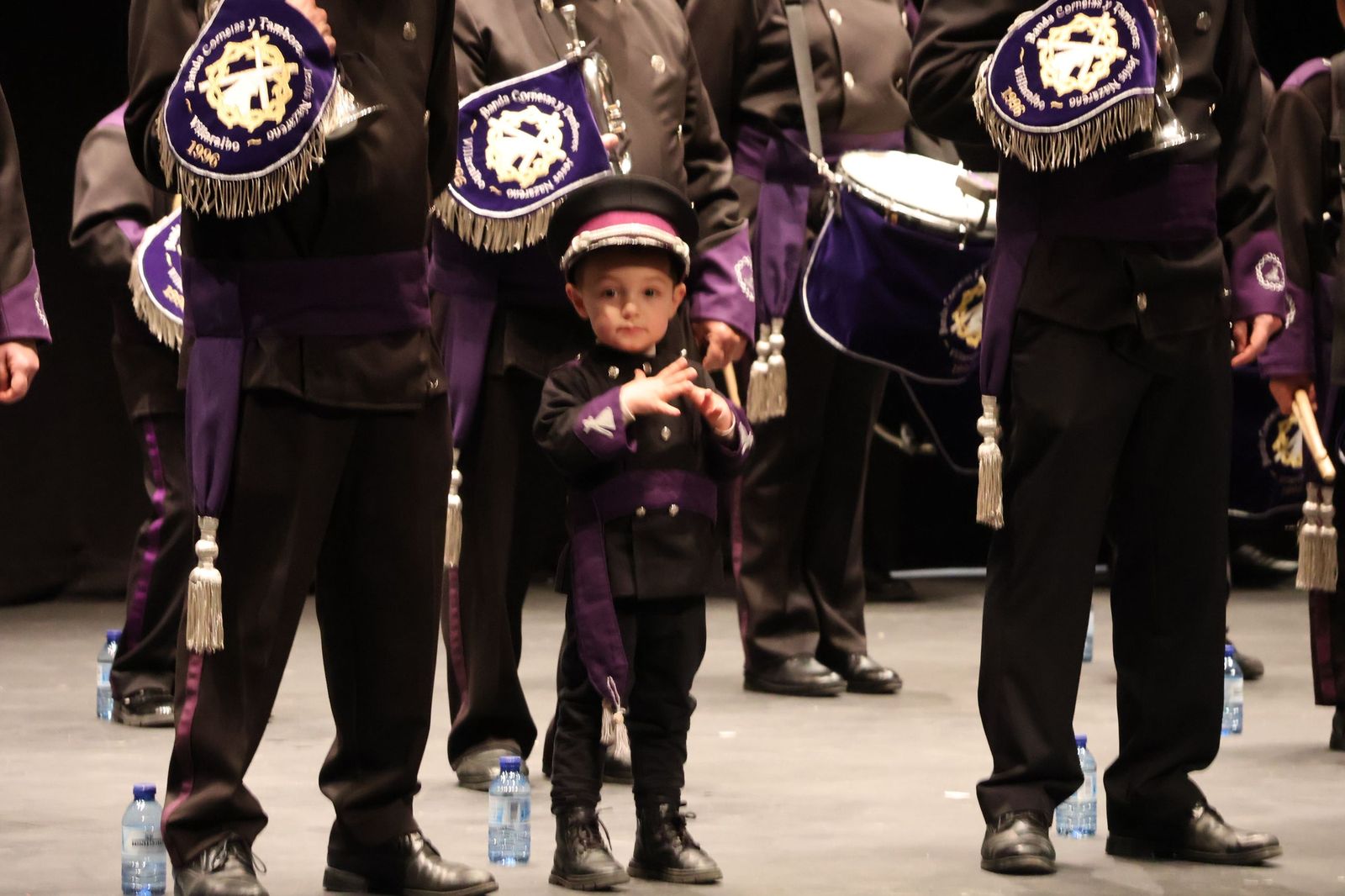 GALERÍA | Revive un Certamen de Cornetas y Tambores lleno de música y emoción