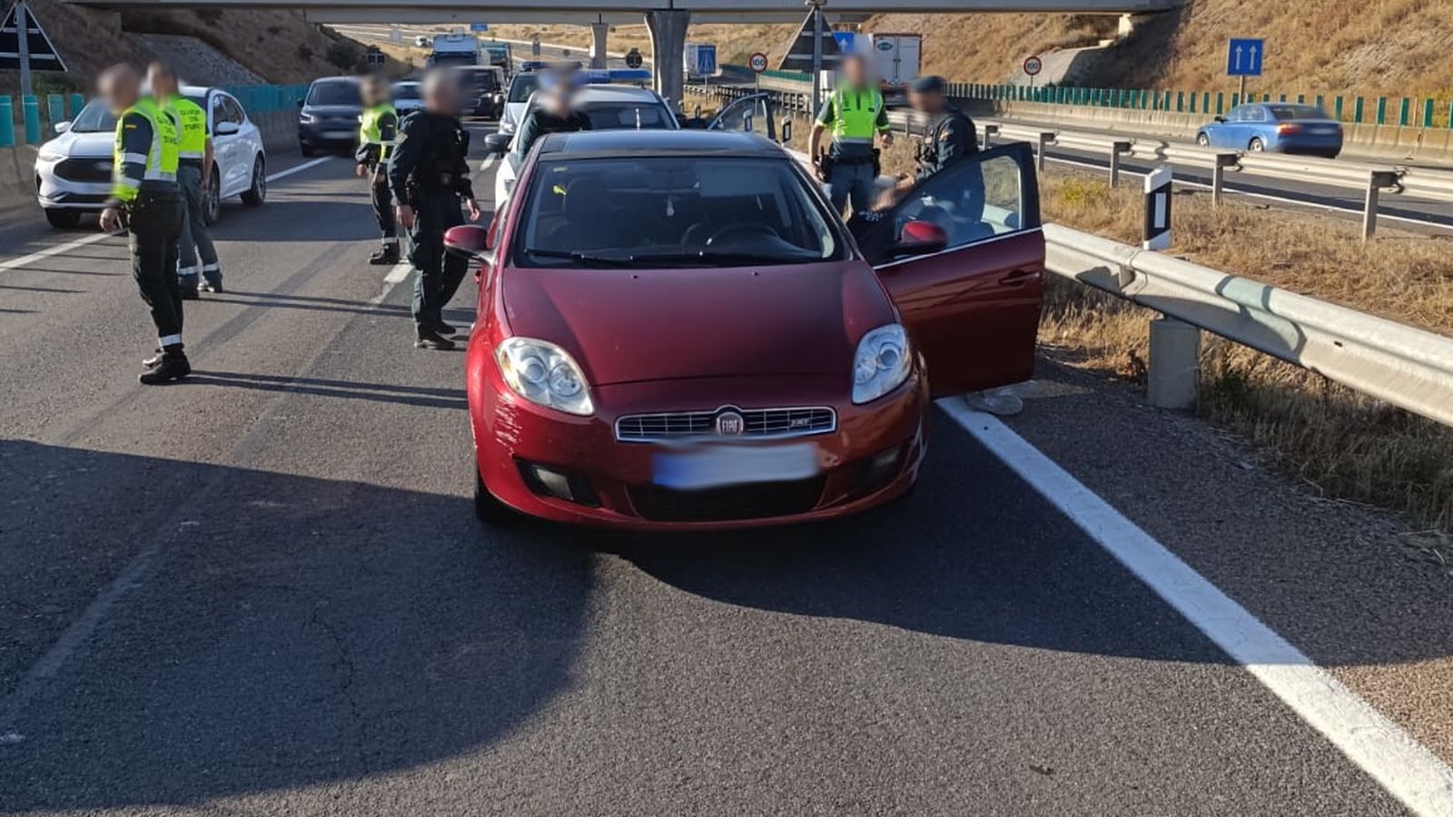 Detenidos en plena A-66 tras huir con un coche robado desde Plasencia