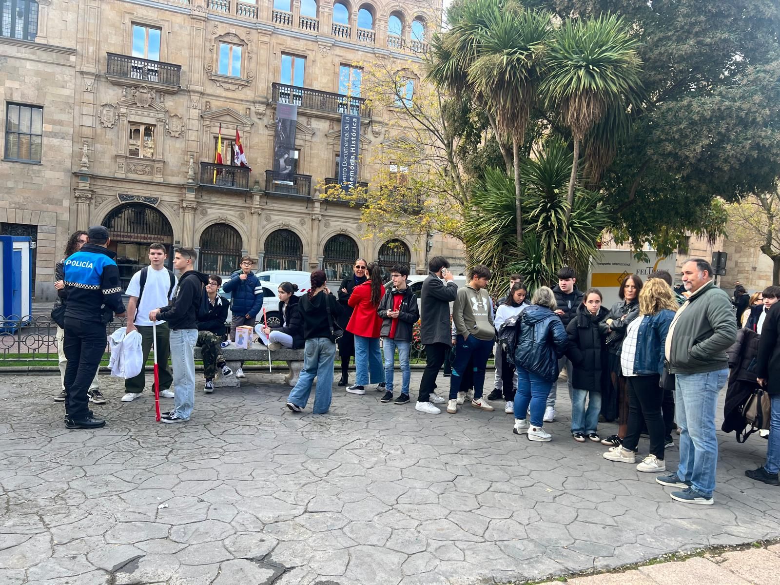 El Sindicato de Estudiantes de Salamanca reune a más de cien personas para poner "freno" al acoso escolar