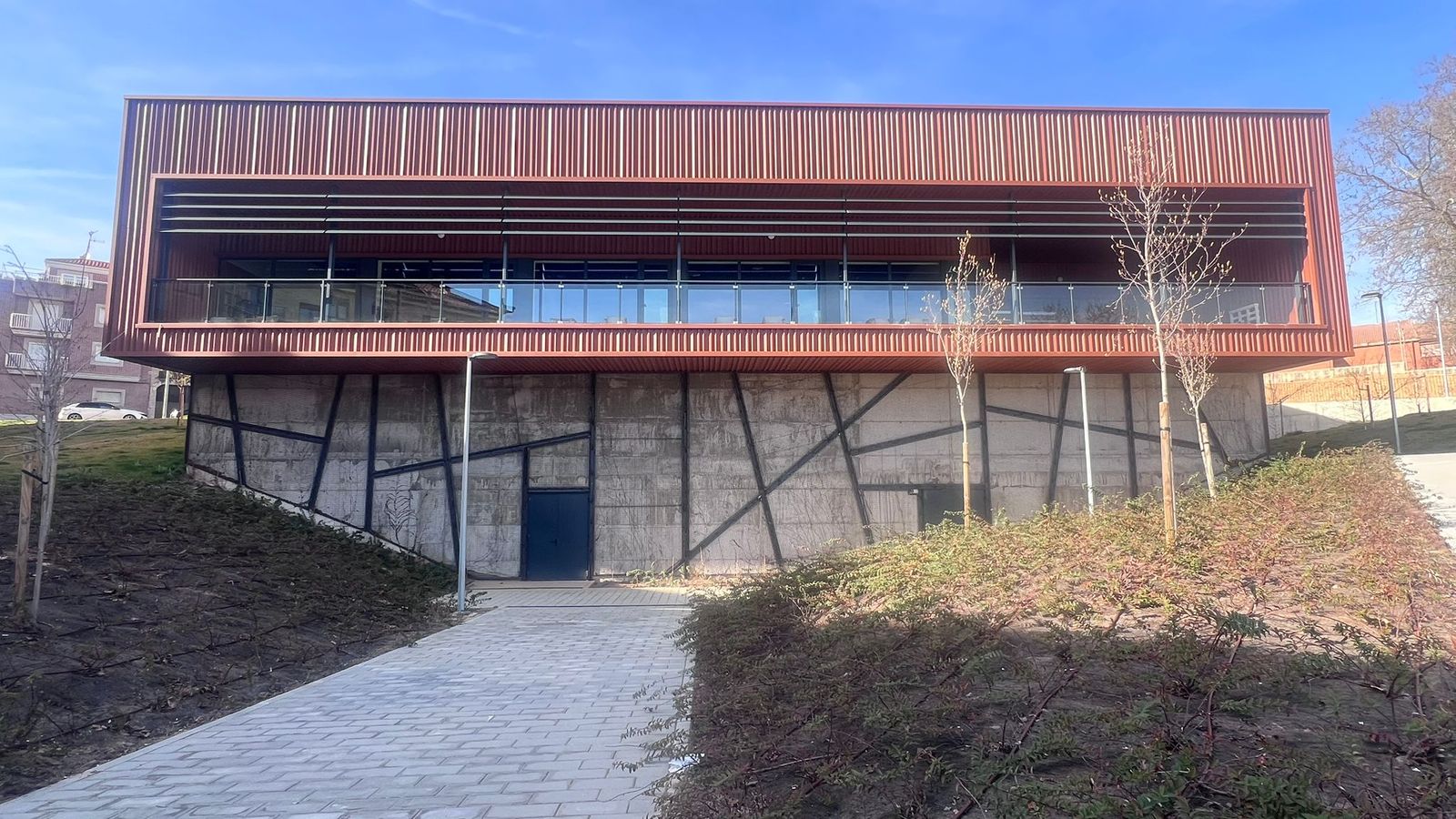 Biblioteca Municipal 'Carmen Martín Gaite'