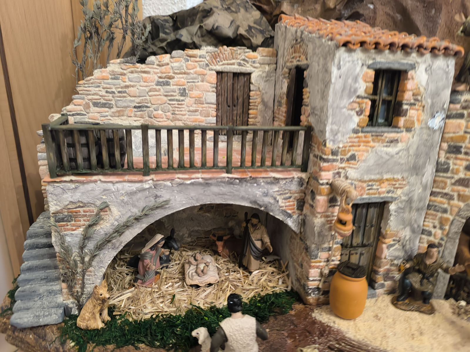 J.L.M.P. - Belén situado en una vivienda de Santa Marta de Tormes (4).jpg