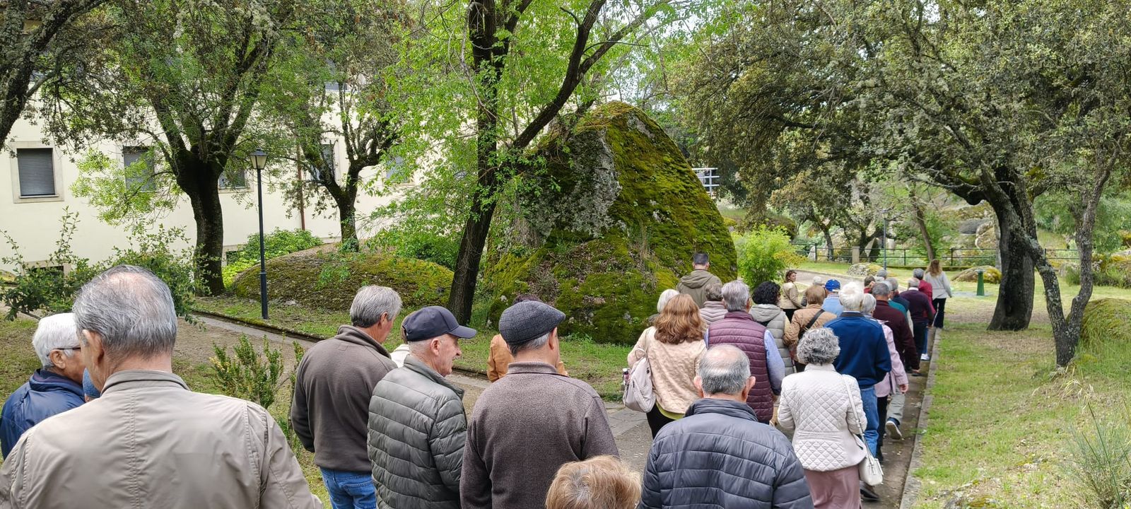 Los mayores de la comarca de Vitigudino celebran un día de confraternización