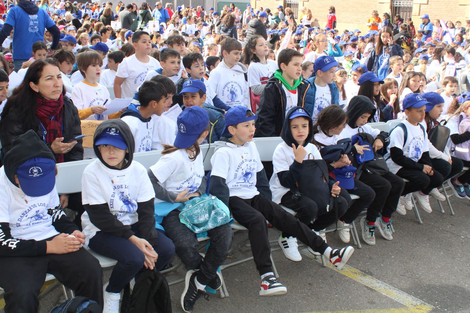 danzar-de-los-danzares-2023-en-castellanos-de-moriscos-4