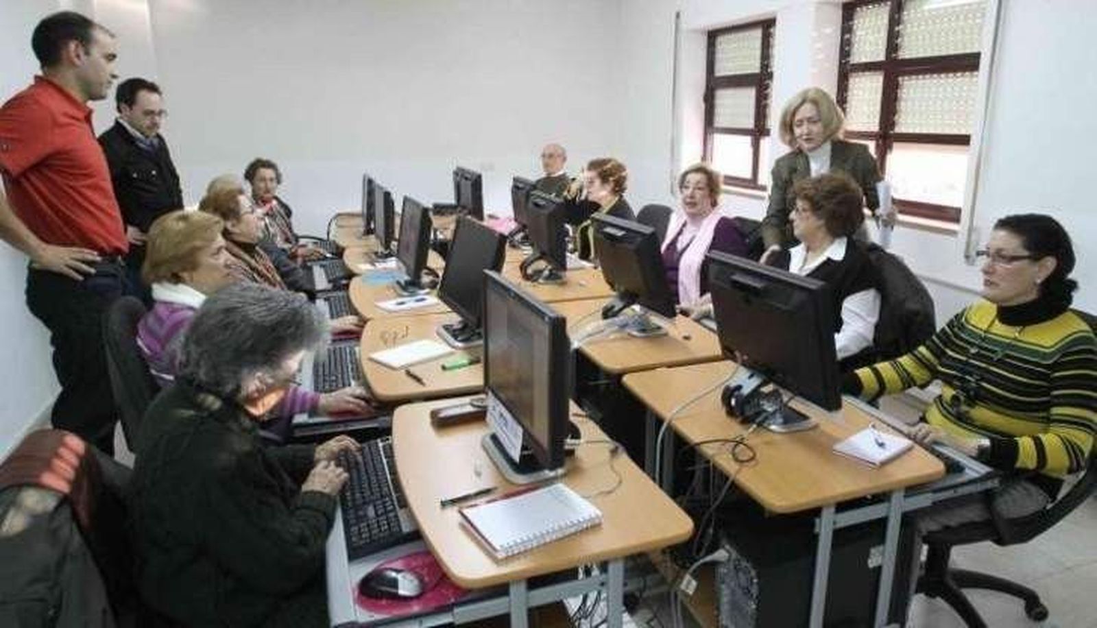 Nuevos avances para la extensión de la banda ancha en los pueblos