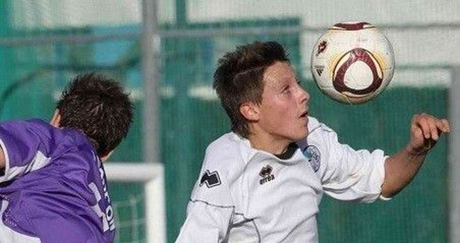 Los postes impiden que el Salmantino saque algo positivo de La Granja