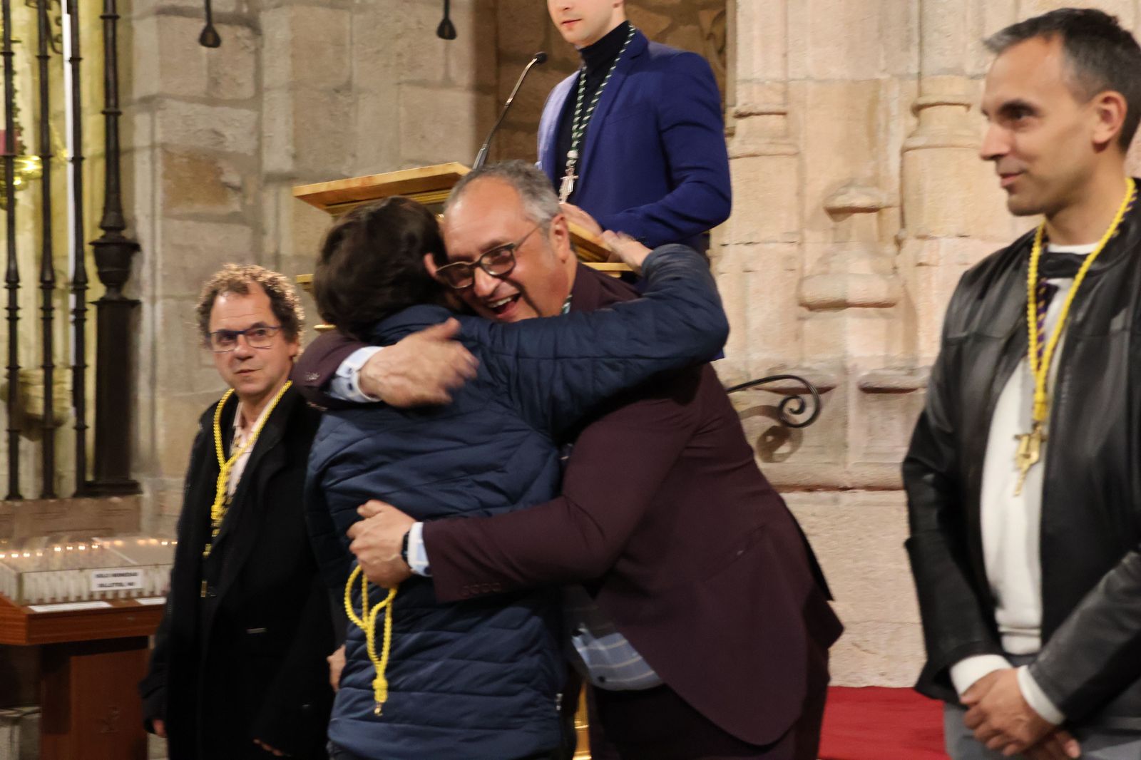 entrada-de-nuevos-hermanos-de-la-vera-cruz-17