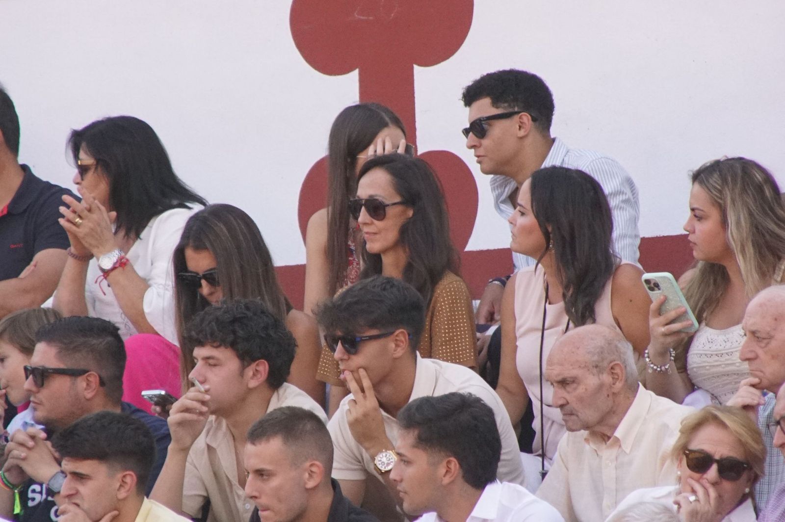 : Emilio de Justo y Diosleguarde cierran en hombros una feria de Guijuelo marcada por las despedidas de El Capea y Javier Castaño