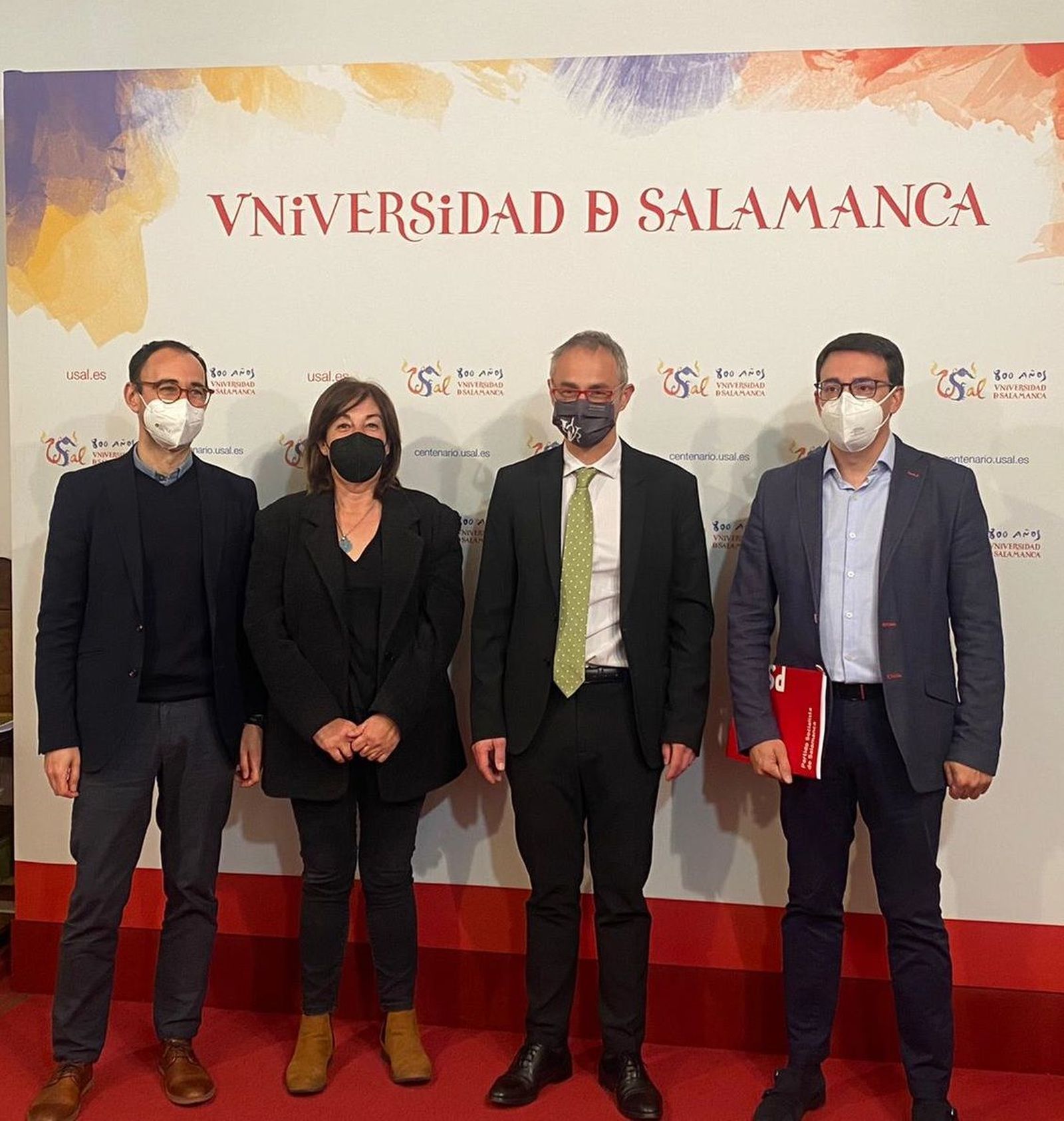 El PSOE mantiene un encuentro con el Rector de la Universidad de Salamanca donde se debate el modelo socialista para las Universidades El PSOE mantiene un encuentro con el Rector de la Universidad de Salamanca donde se debate el modelo socialista para las Universidades