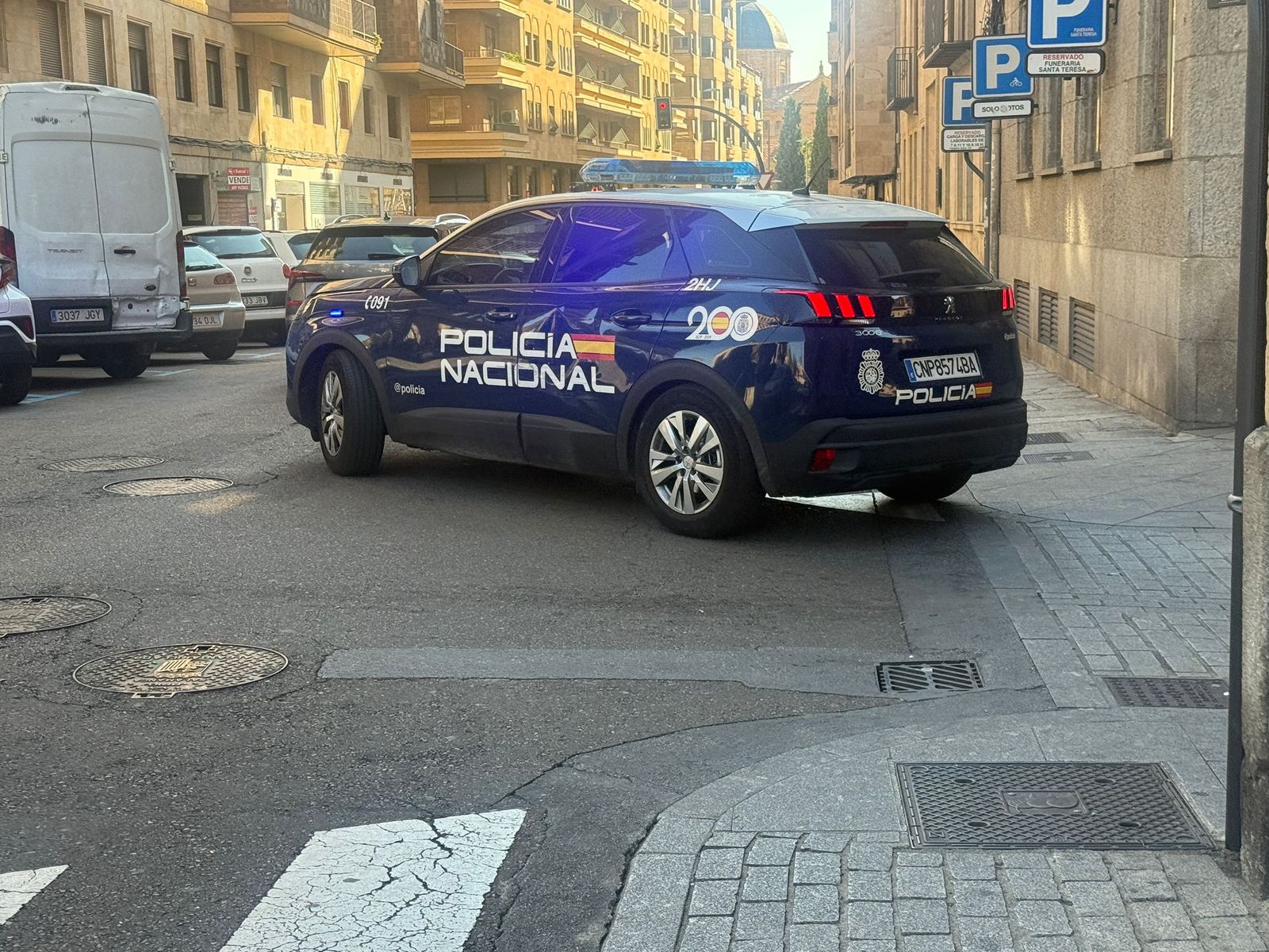 Intervención policial en la calle Perdones