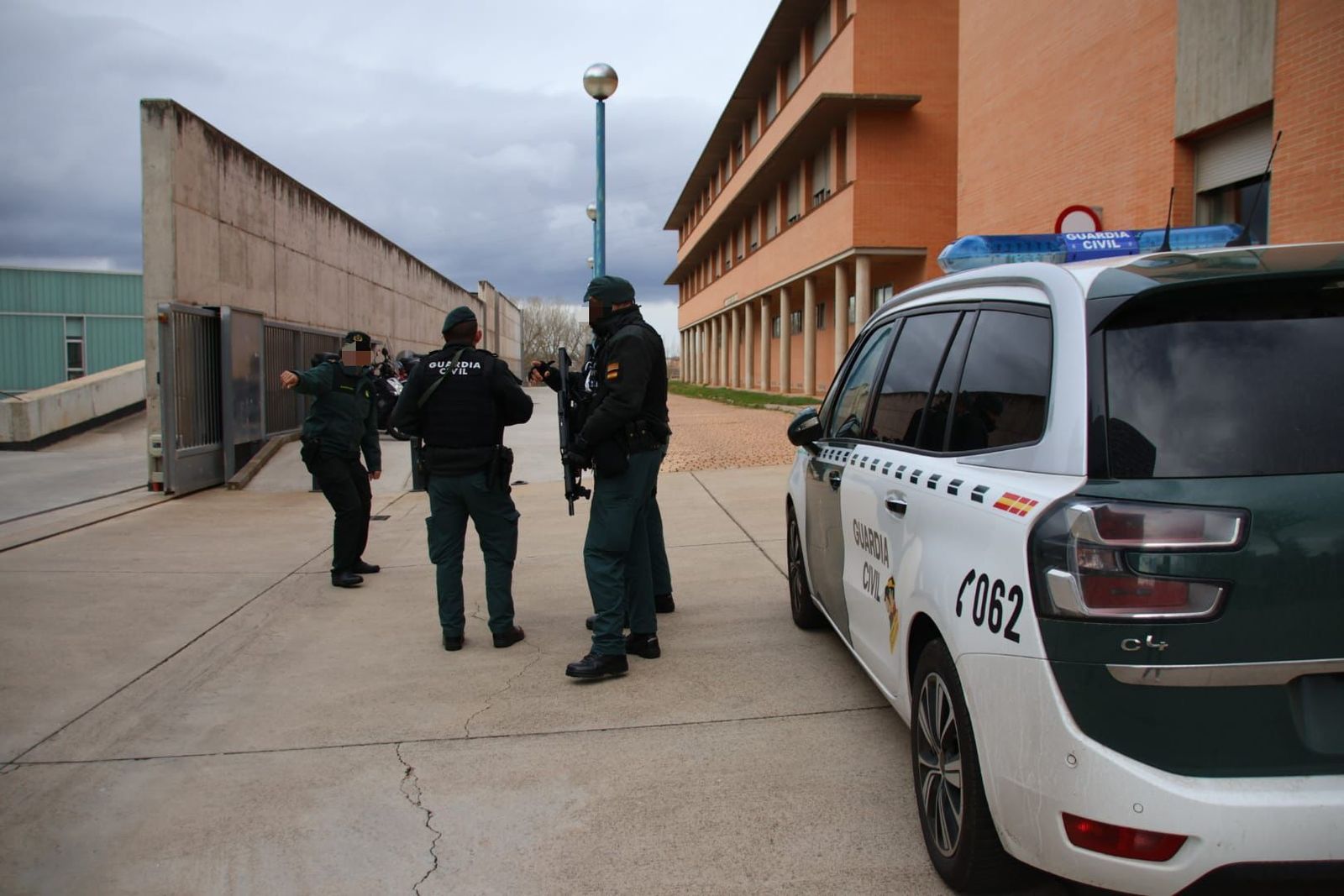 whatsapp-image-2024-03-07-at-11-00-42-1