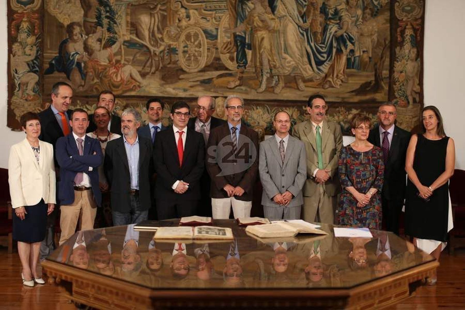 El rector preside la toma de posesión de los nuevos cargos académicos