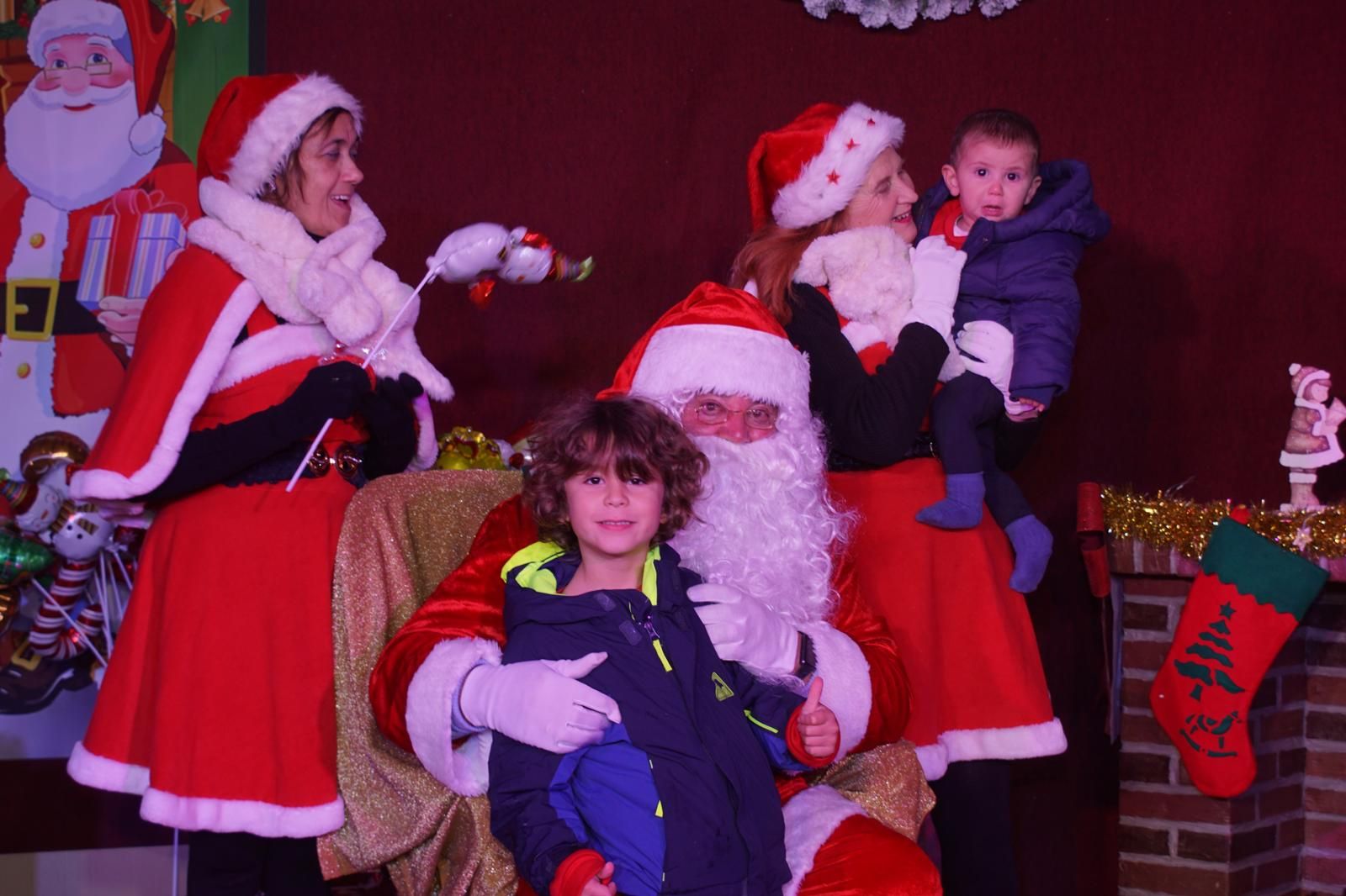 El Encinar recibe la visita de Papa Noel