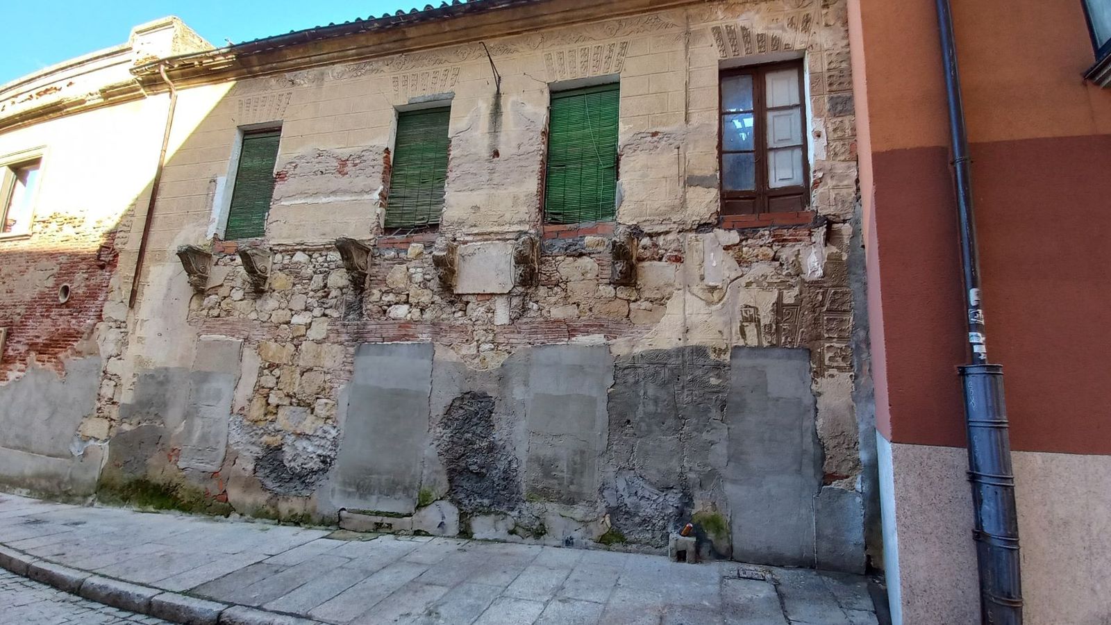 La Casa de Salvador San José de Salamanca antes de su derribo